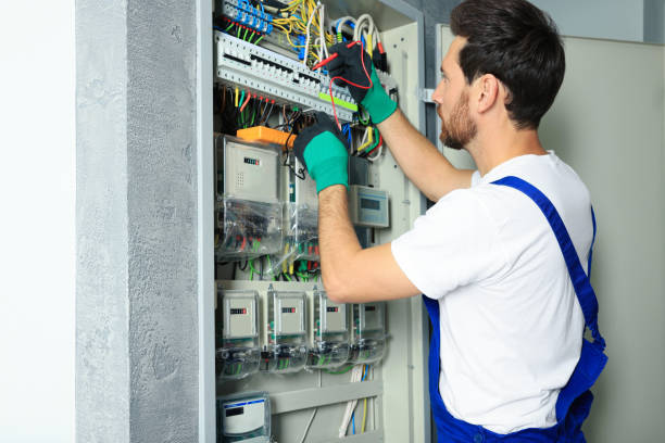 Affordable Emergency Electrician in Pacific, WA